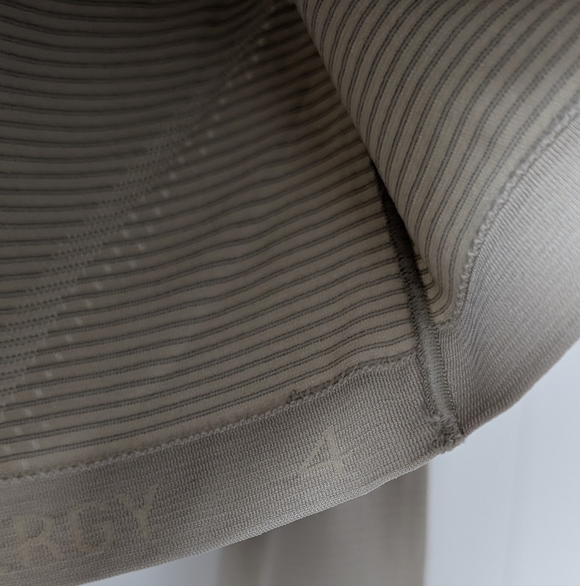 Swiftly Tech Cropped Long-Sleeve Shirt 2.0, Mojave Tan, Size 4 - Picture 5 of 7